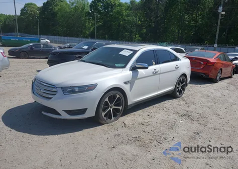 2015 Ford Taurus Limited z USA, uszkodzony, nr VIN 1FAHP2F8XFG175319
